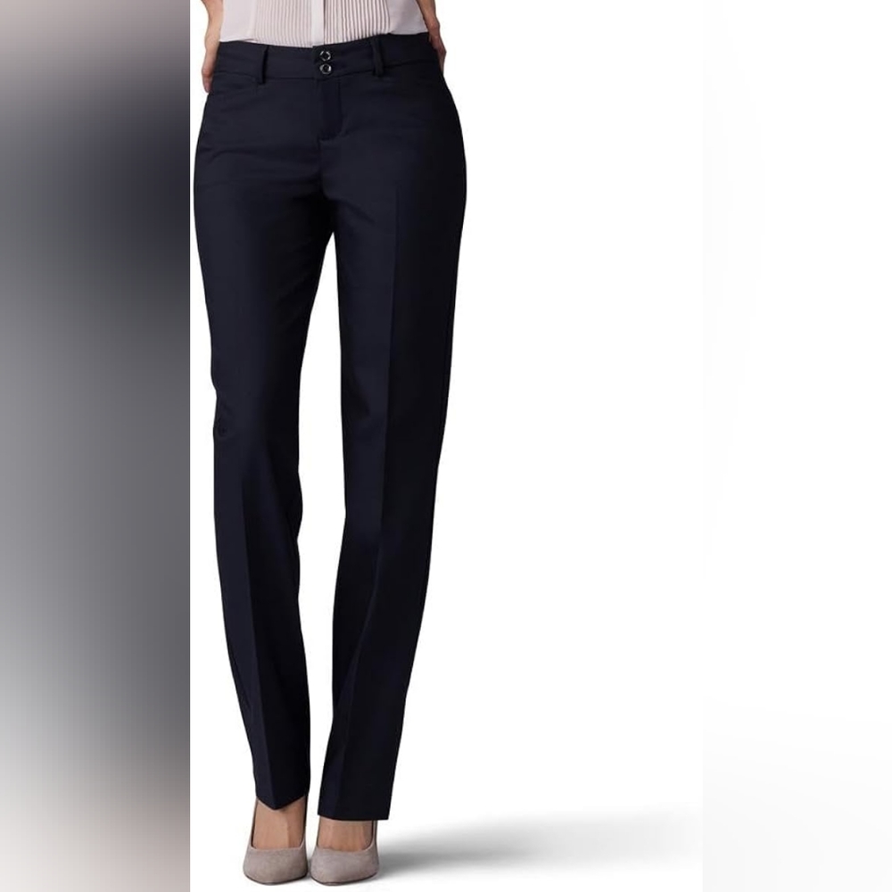 Lee Secretly Shapes Regular Fit Straight Leg Pant  Size 16 NWT